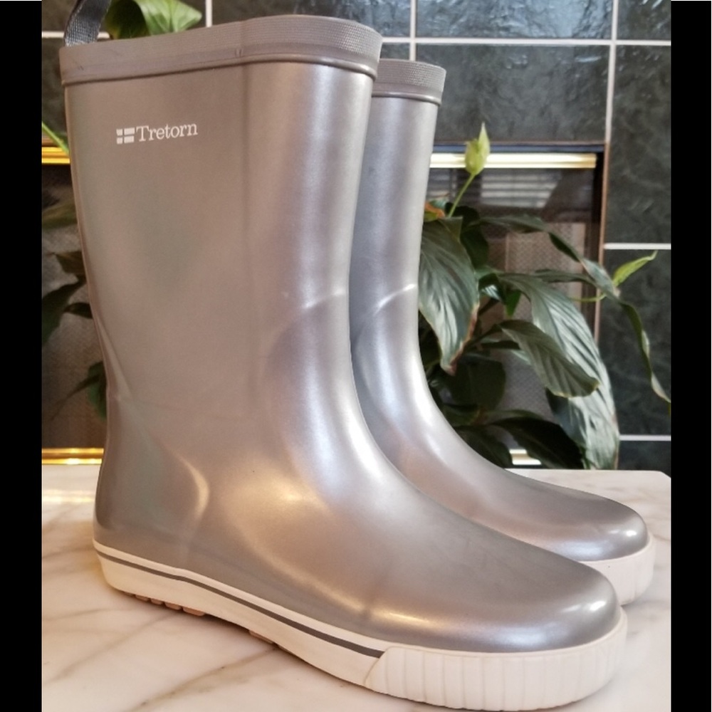 Treton Silver Rainboots, Size 37